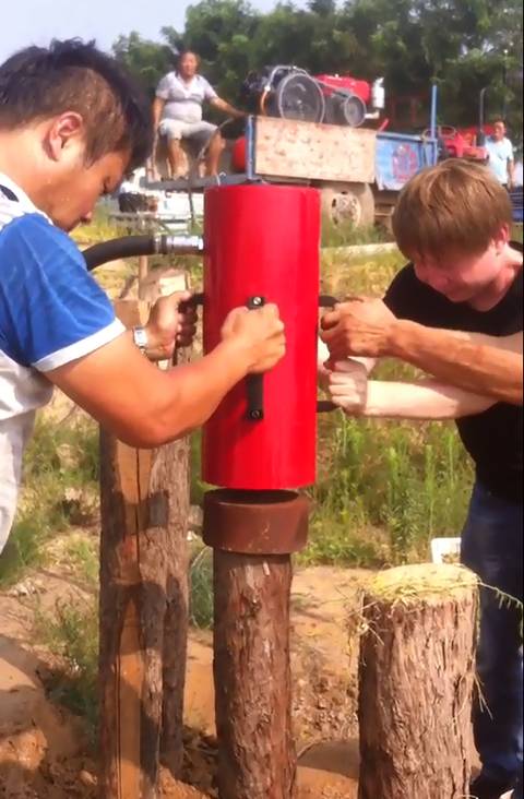防汛植桩机常见三种错误操作，那如何让防汛打桩机使用时间更长呢!